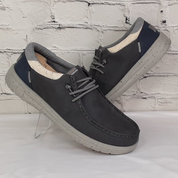 Hey Dude Other - HEY DUDE 'PAUL' LEATHER LOAFER STYLE ULTRA TRACTION GRIP  SOLE SHOES SIZE 9